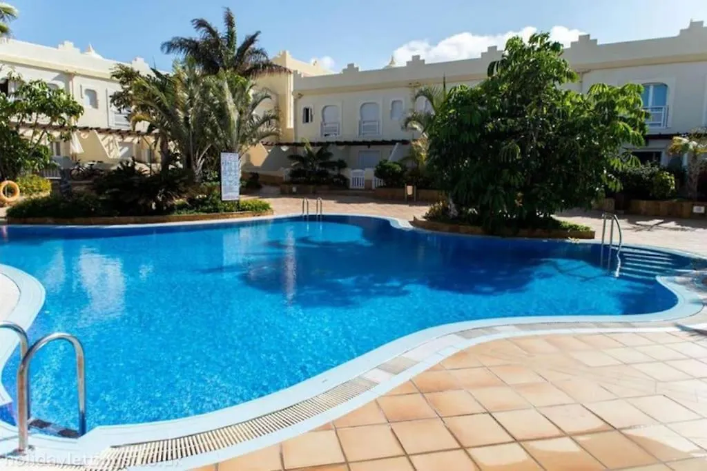 Casa Donn - El Sultan 63 - Luxury 3 Bed Villa With Fast Fibre Internet Corralejo 0*,  Spagna